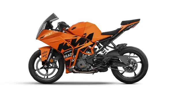 KTM RC 200 Periodic Service